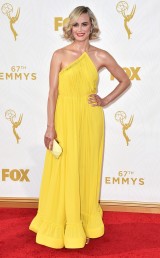 rs_634x1024-150920170053-634.Taylor-Schilling-Emmys.ms.092015
