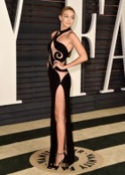 Gigi-Hadid--2015-Vanity-Fair-Oscar-Party--02-300x420
